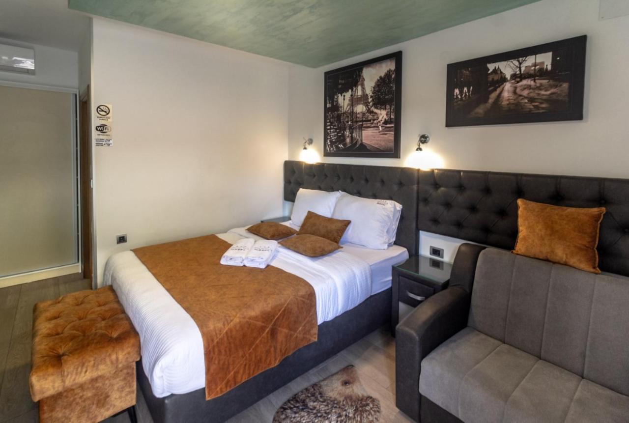 Motel Atos Bungalovi Nova Topola Eksteriør billede